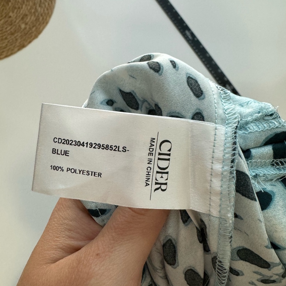 CIDER Blue Spot‎ Leopard Print Drawstring Split M… - image 10